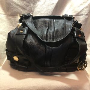 🔥🔥NWOT Michael Kors Black leather satchel